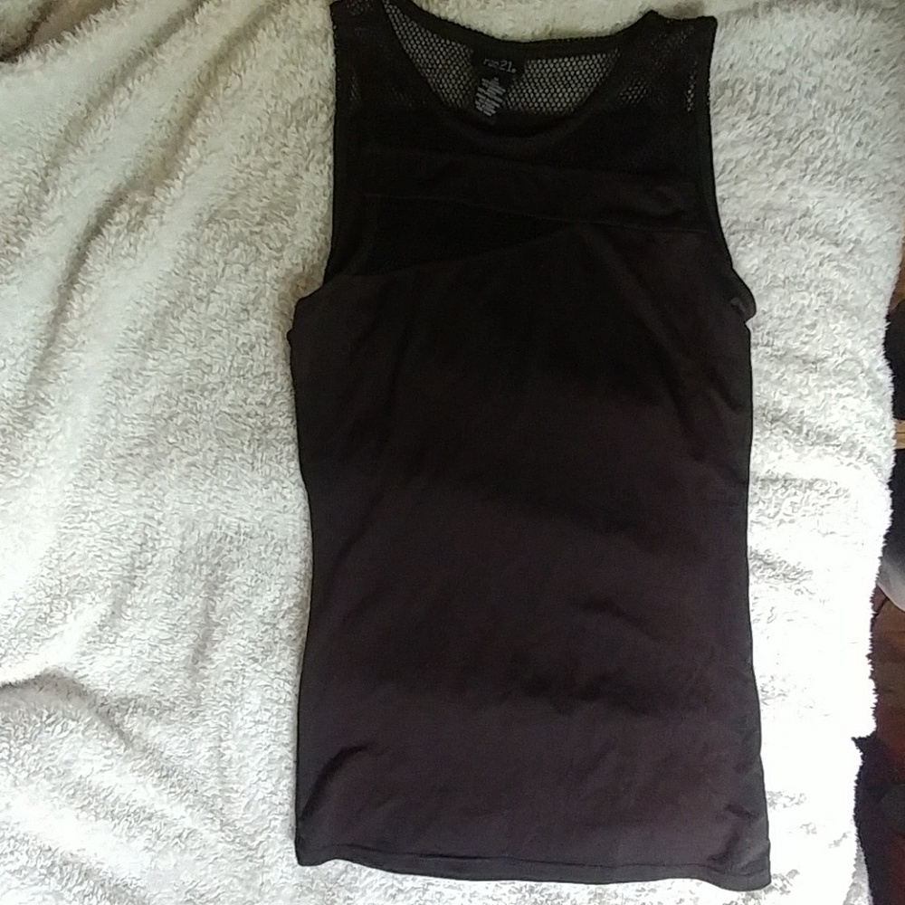 Rue 21 Tank